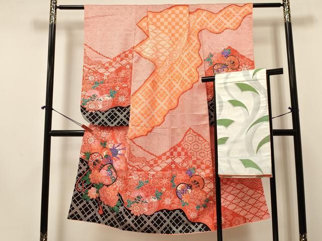 平和屋着物 七五三 女の子 ７歳 祝着 四つ身 袋帯セット 鼓花文 金彩 洗える着物 ma