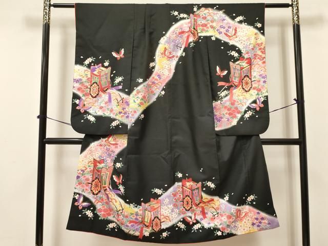 平和屋着物 七五三 女の子 ７歳 祝着 四つ身 袋帯セット 御所車花蝶文 暈し染め 黒地 金彩 洗える着物 ma