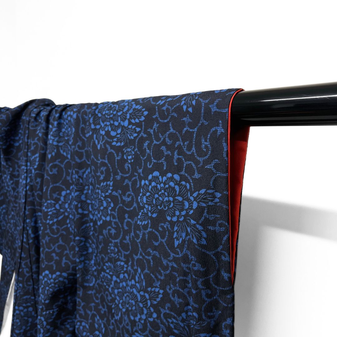 花模様 ダークトーン