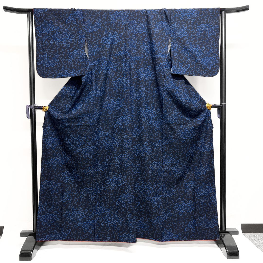 小紋 洗える着物 牡丹 唐草 花模様 ダークトーン 着物 123 b d ms