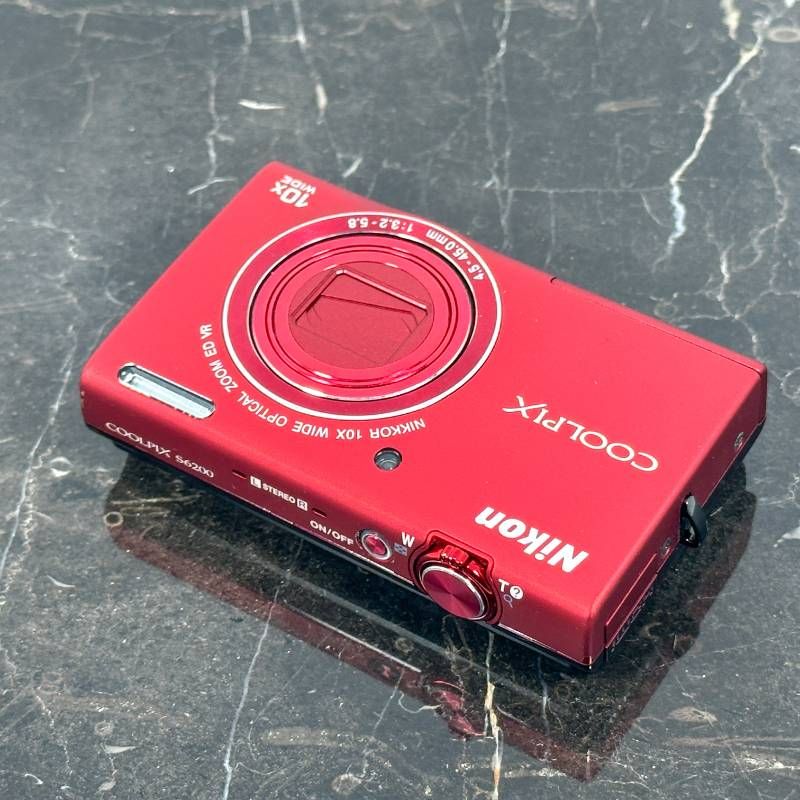 ニコン COOLPIX S6200 コンパクトデジタルカメラ レッド Nikon 美品Nikon COOLPIX S6200 レッド 1600万画素 25mm広角 光学10倍 Nikon