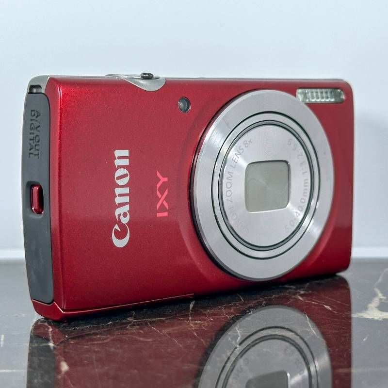 美品】Canon IXY 200 レッド 2000万画素 光学8倍ズーム 薄型軽量