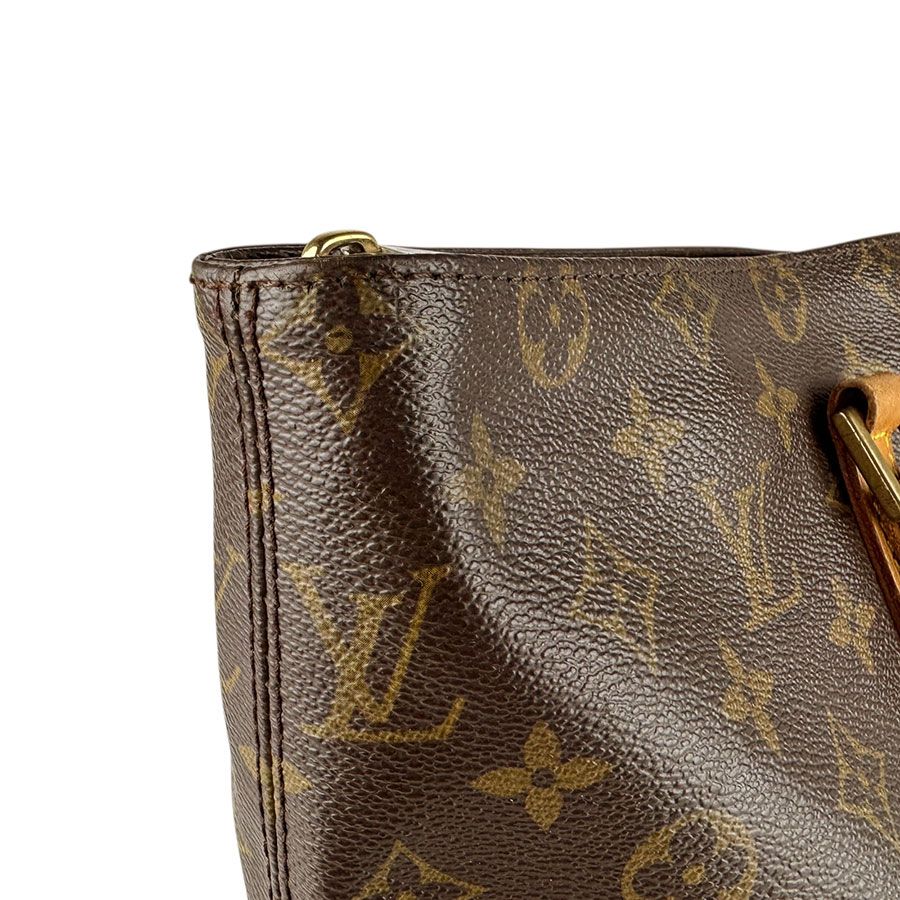 VUITTON ショルダーバッグ