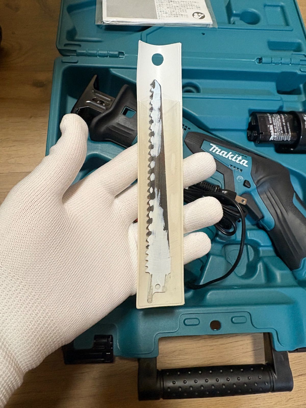 コードレスレシプロソー