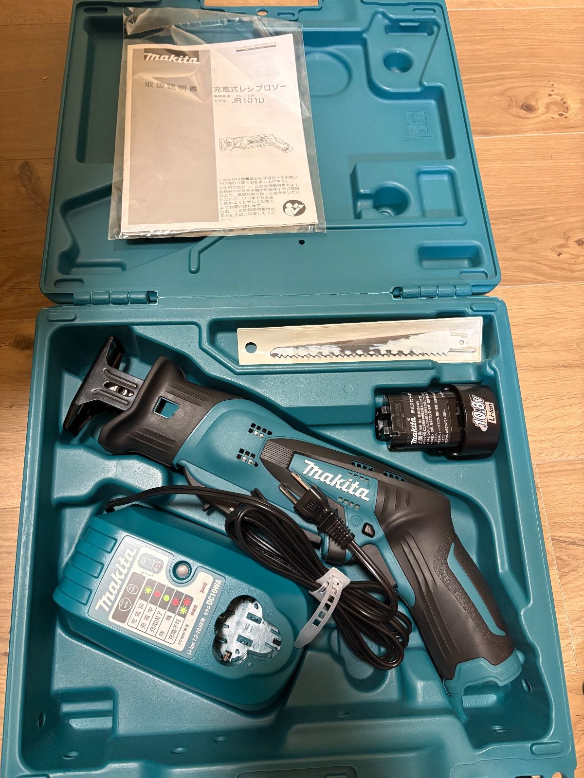 makita マキタ コードレスレシプロソー JR 101 DW
