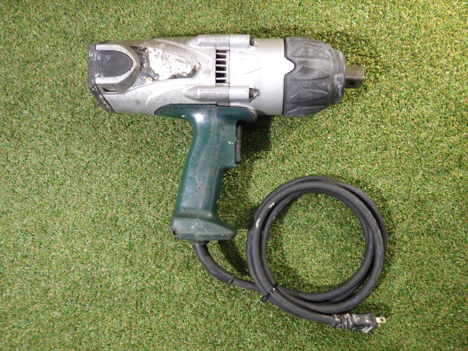 日立 インパクトレンチ WR 22 SA ケース付き 電動工具 自動車 タイヤ 整備 品