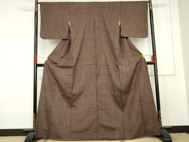 平和屋着物 伝統工芸士 七代目 吉澤与市 紬 竜巻絞り 変わり縞 三越扱い 正絹 cs