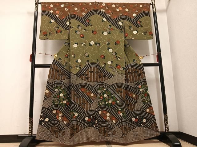 平和屋着物 ファッションデザイナー 花井幸子 訪問着 駒刺繍 草花文 金彩 正絹 ph