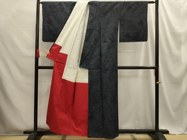 平和屋着物 本場結城紬 100亀甲 花唐草文 正絹 sx