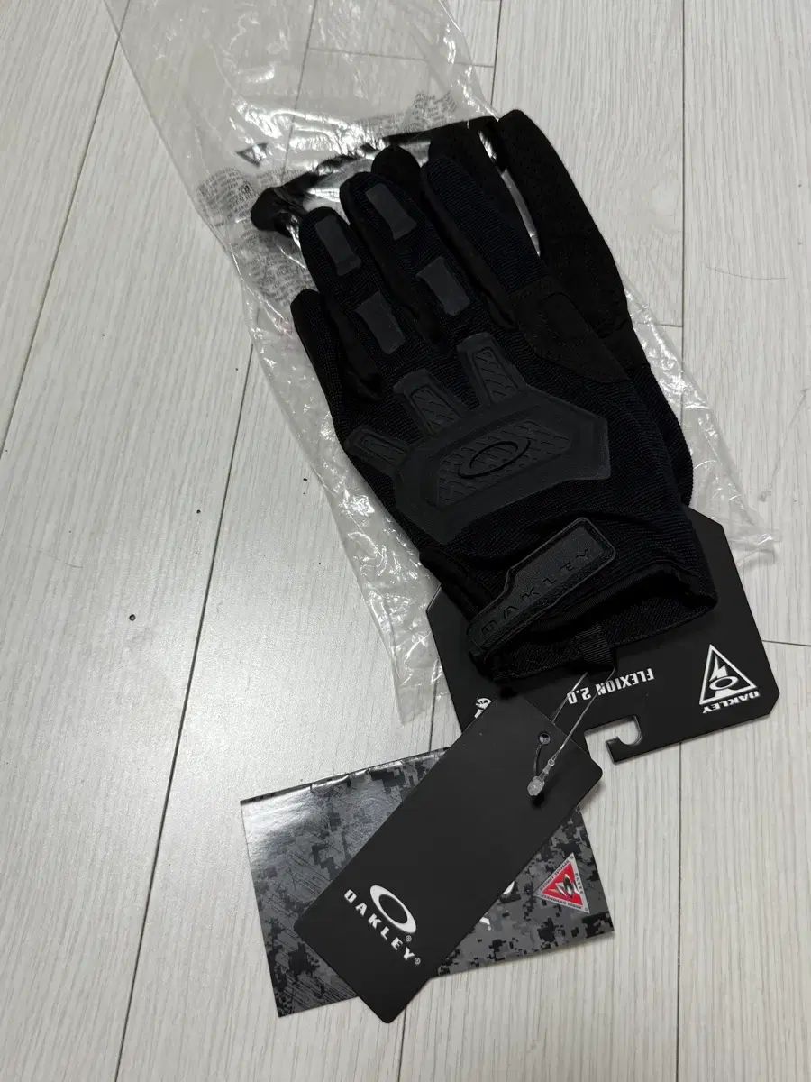 オークリー フレキシオン 2.0 手袋