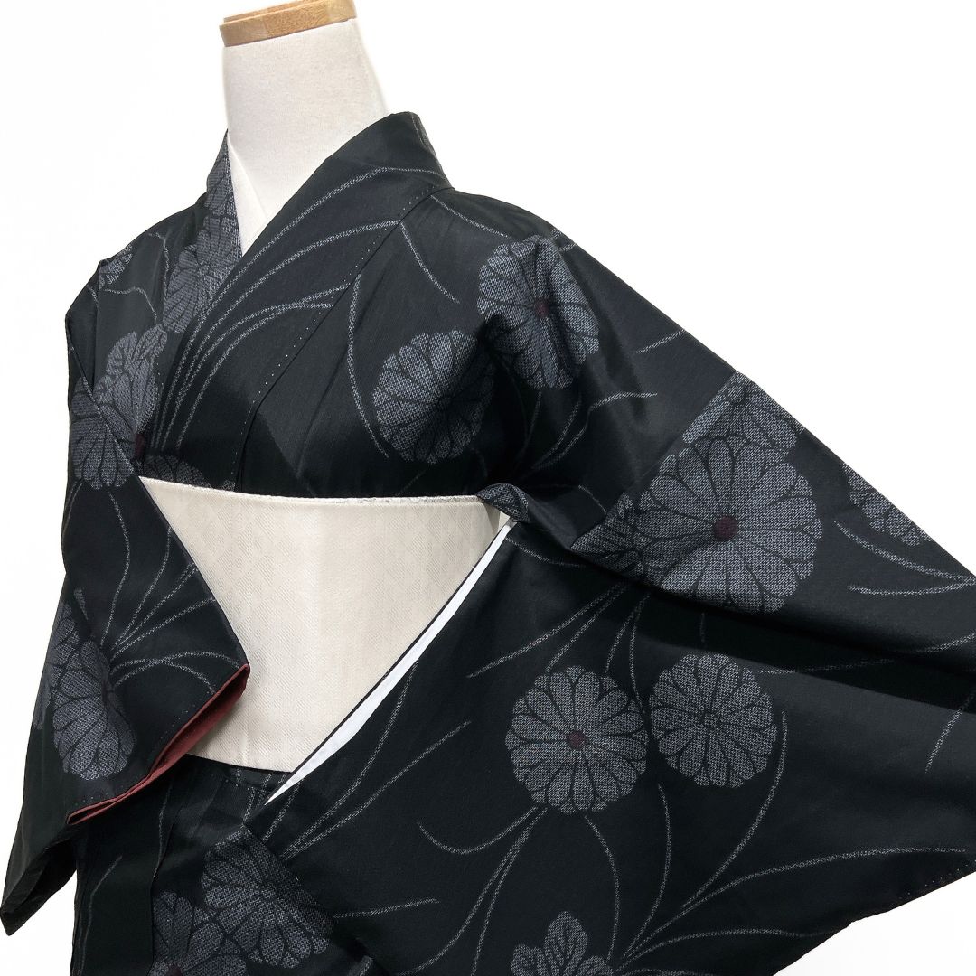 小紋 洗える着物 菊花 葦 黒地 大島紬風 着物 123 b d ms