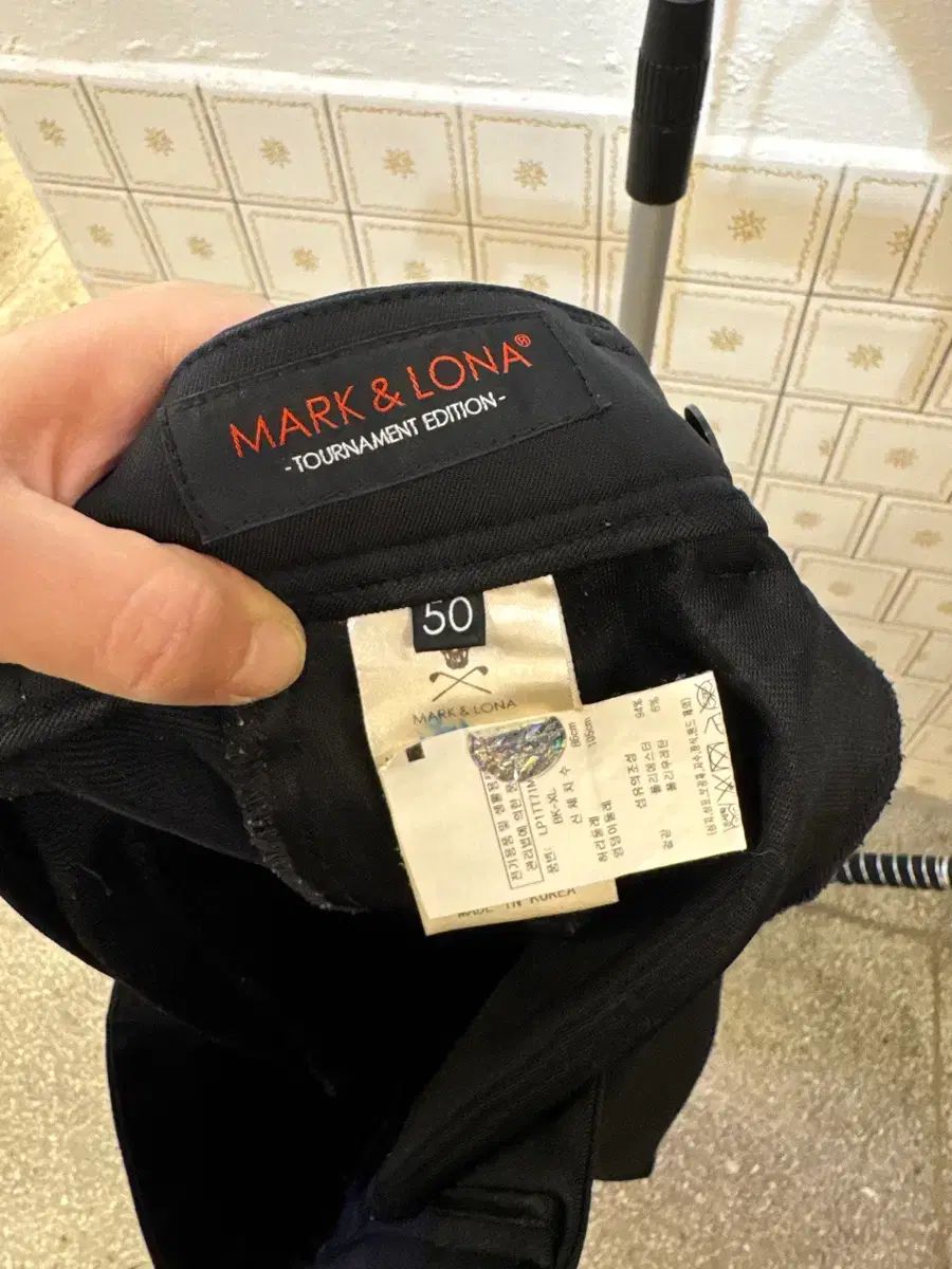 MARK - LONA マークアンドロナ レディース ゴルフ パンツ 80