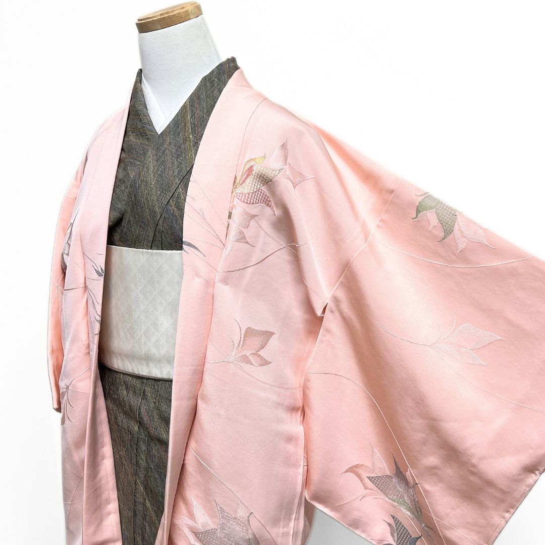 未着用 羽織 花模様 銀糸 羽織紐付き 着物 123 b d ms
