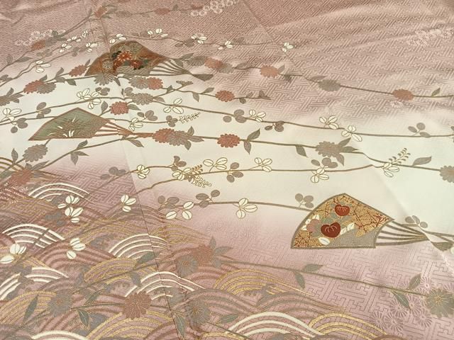 作家物　美しい染めの草花模様　上品なベージュの訪問着 作家物 美しい染めの草花模様 上品なベージュの訪問着 作家物 辻が花