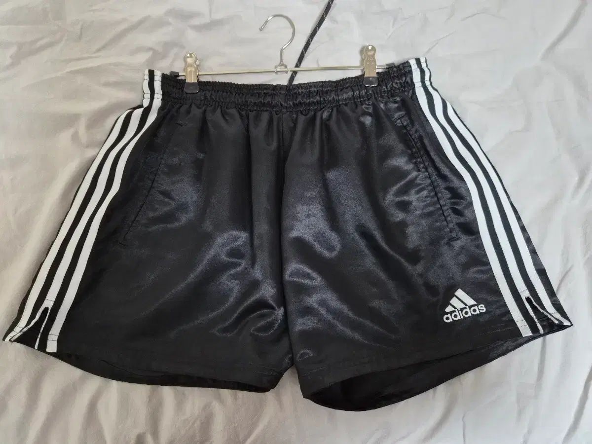 L Gosha Rubchinskiy x adidas ハーフパンツ ブラック