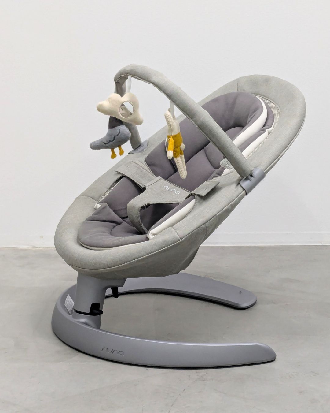 Bランク ベビーバウンサー クオーツ LEAF grow with toybar