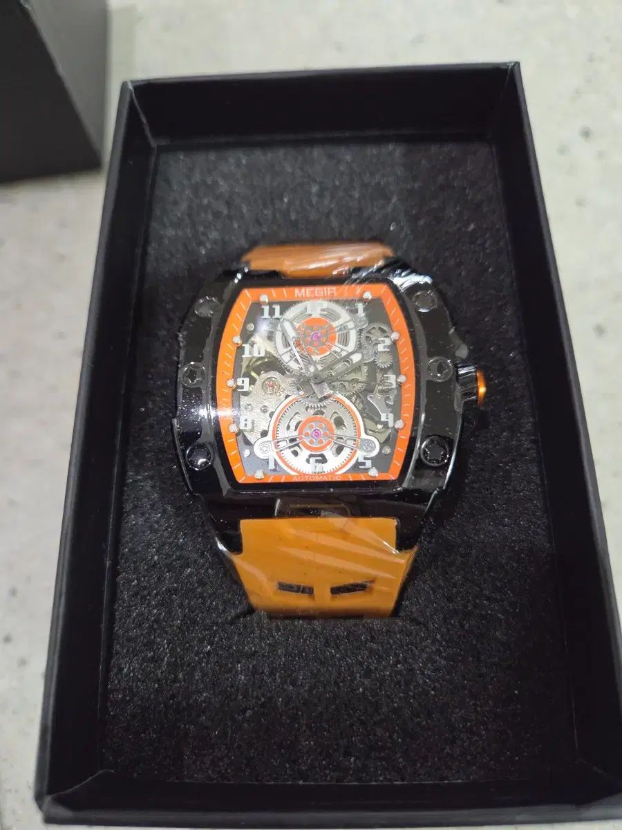 トゥルービヨン