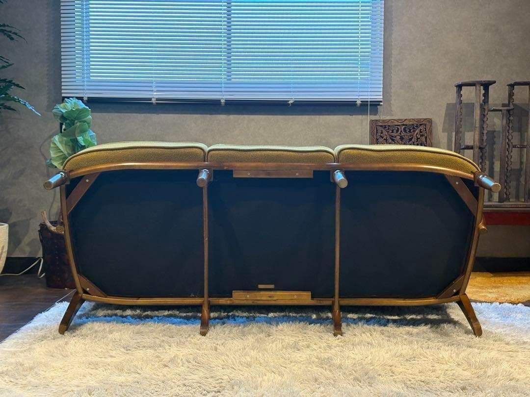 希少　尾州生地　リメイク　カリモク　3人用ソファ　クラシック　コロニアル　SRZ 希少 尾州生地 リメイク カリモク 3人用ソファ クラシック コロニアル