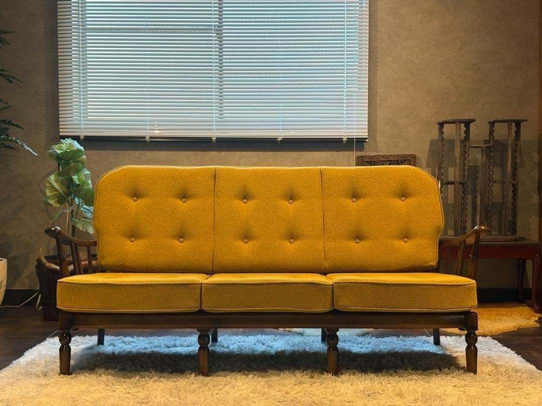 希少　尾州生地　リメイク　カリモク　3人用ソファ　クラシック　コロニアル　SRZ 希少 尾州生地 リメイク カリモク 3人用ソファ クラシック コロニアル