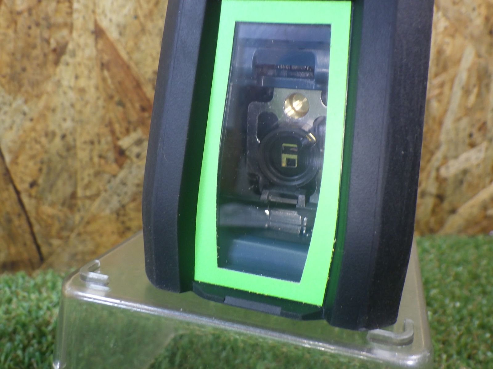 ボッシュ BOSCH クロスラインレーザー ダイレクトグリーンレーザー GLL 30 G 持ち運びやすい 未校正の品 品