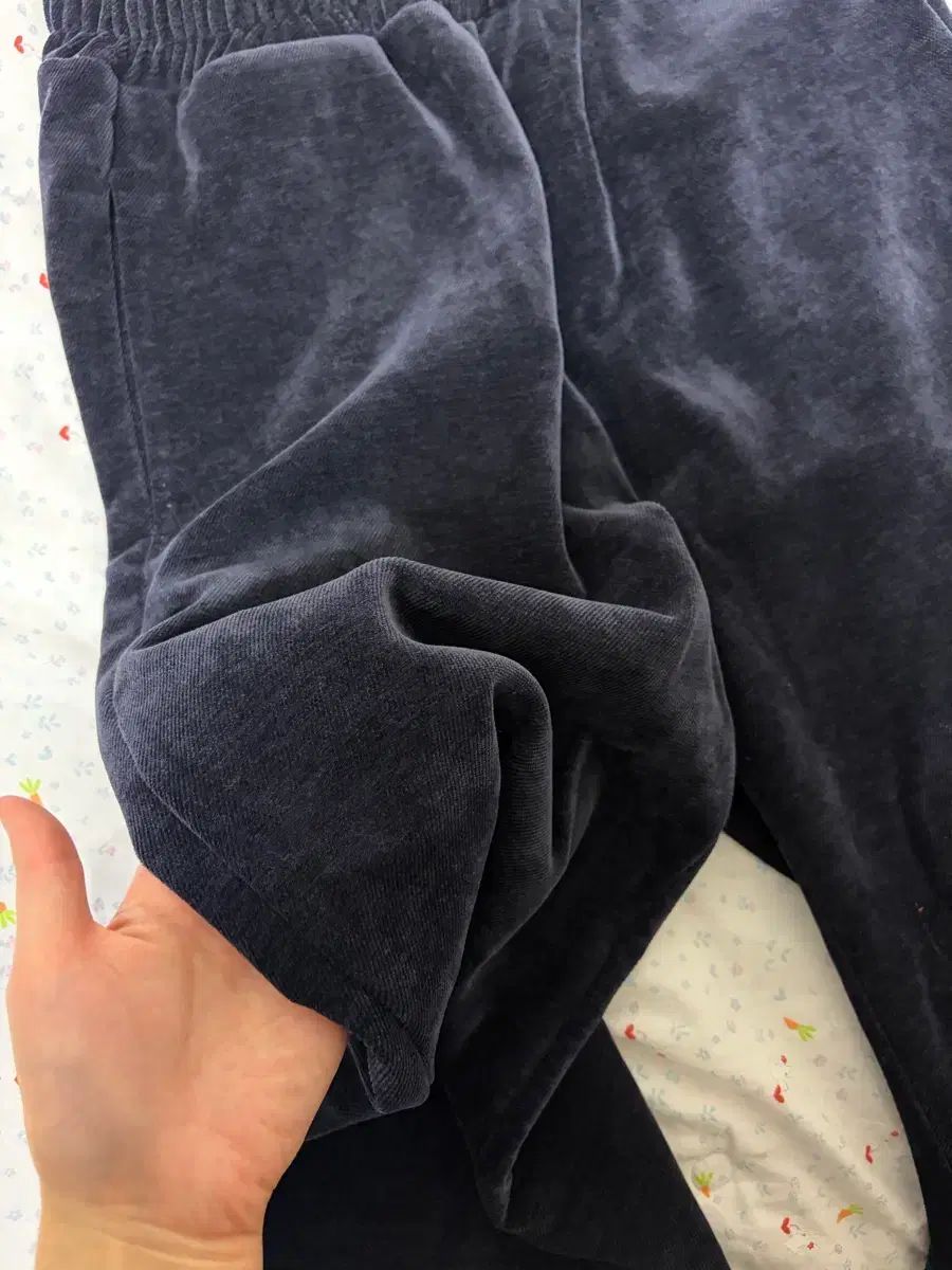 Sheiscute トラックパンツ