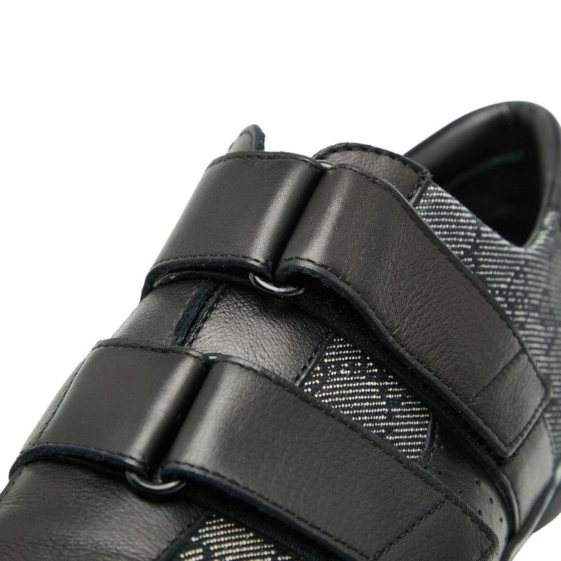 美品★グッチ　スニーカー　ベルクロ　GGキャンバス　サイズ7 グッチ GGキャンバス ベルクロ ローカット スニーカー サイズ：8.5