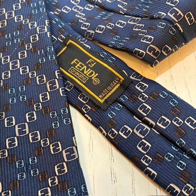 フェンディ FENDI フェンディ ルクネクタイ ズッカ柄 Fロゴ ネイビー