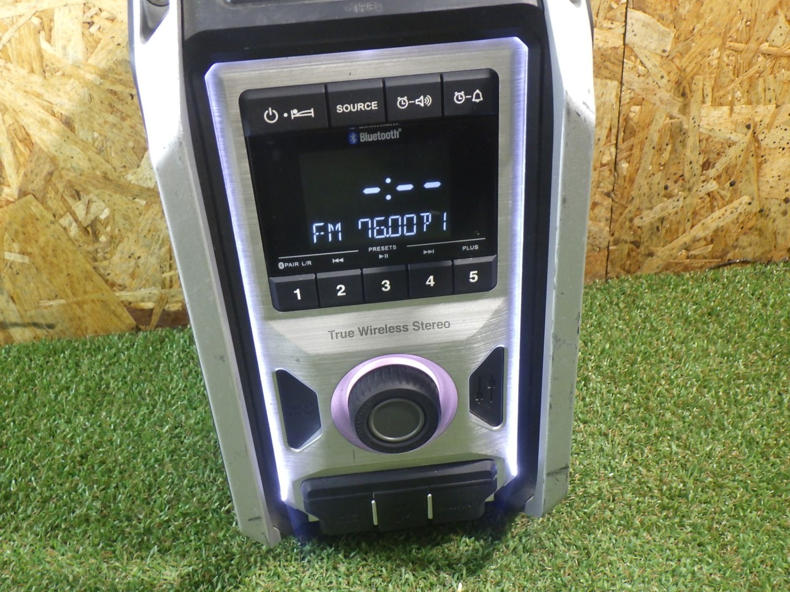 マキタ Makita 充電式ラジオ MR 113 現場でのBGMなどに 品