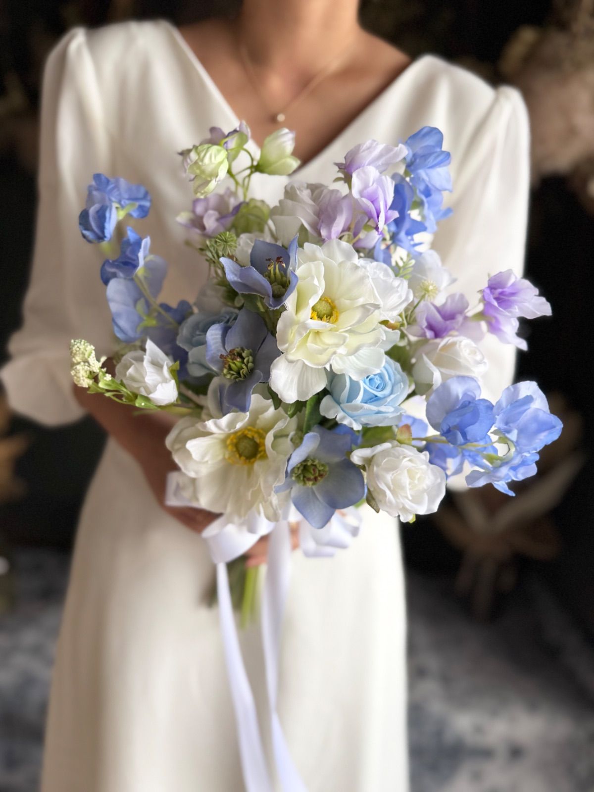 アネモネ×紫×ブルークラッチブーケ☆ブートニア - メルカリ