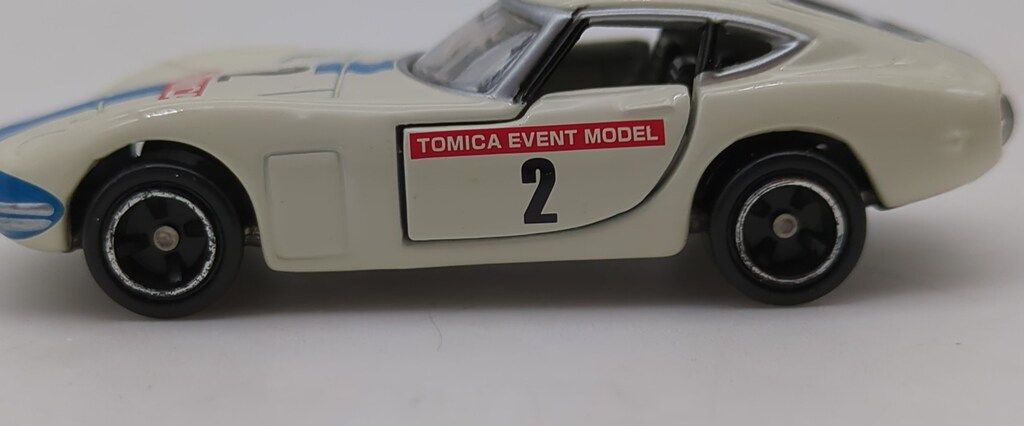 タカラトミー トミカイベントモデル 2台セット/ベトナム製 トヨタ