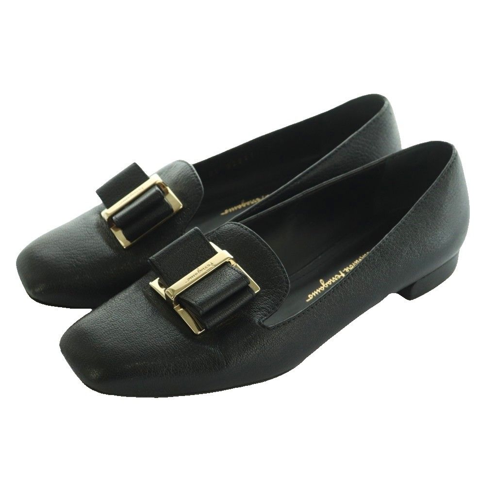 サルヴァトーレフェラガモ Salvatore Ferragamo ストア ZANETA ザネタ