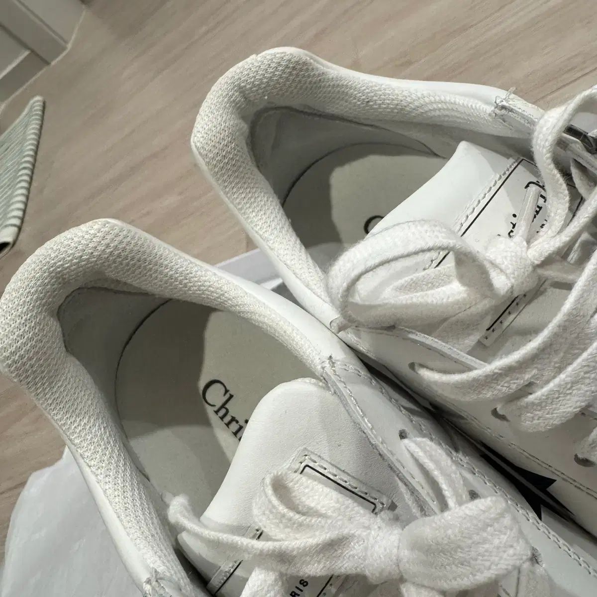 ディオール スニーカー スポーツシューズ