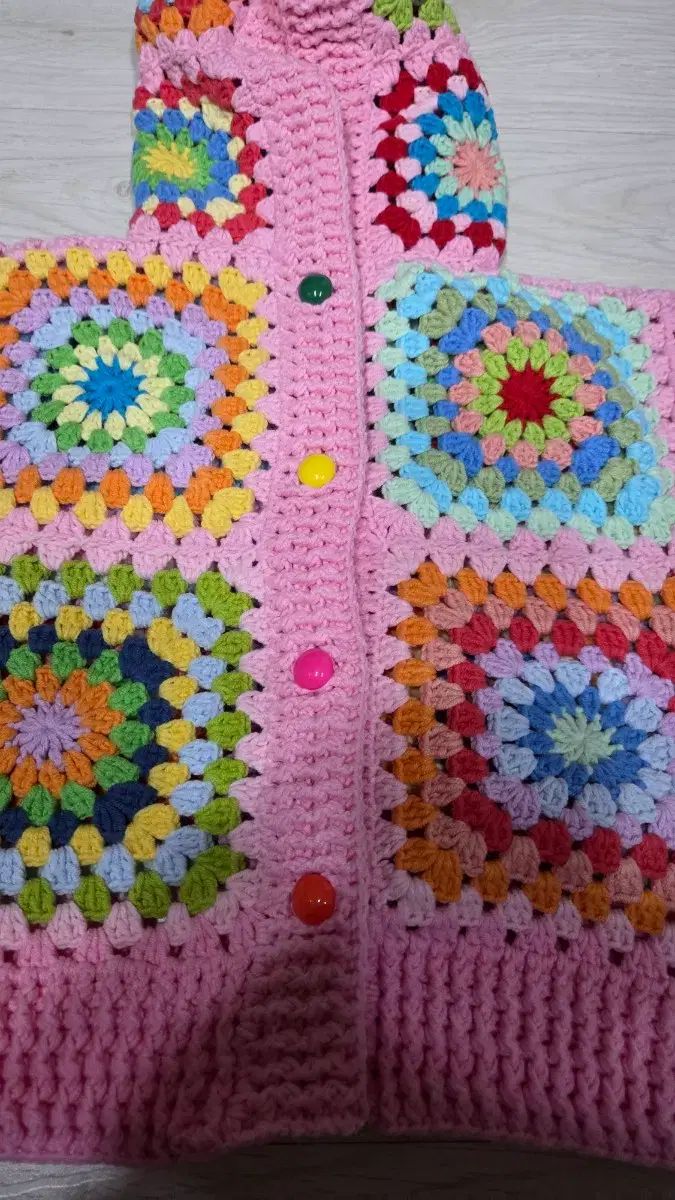 ハンドメイド ピンク色 モチーフ 赤ちゃん カーディガン