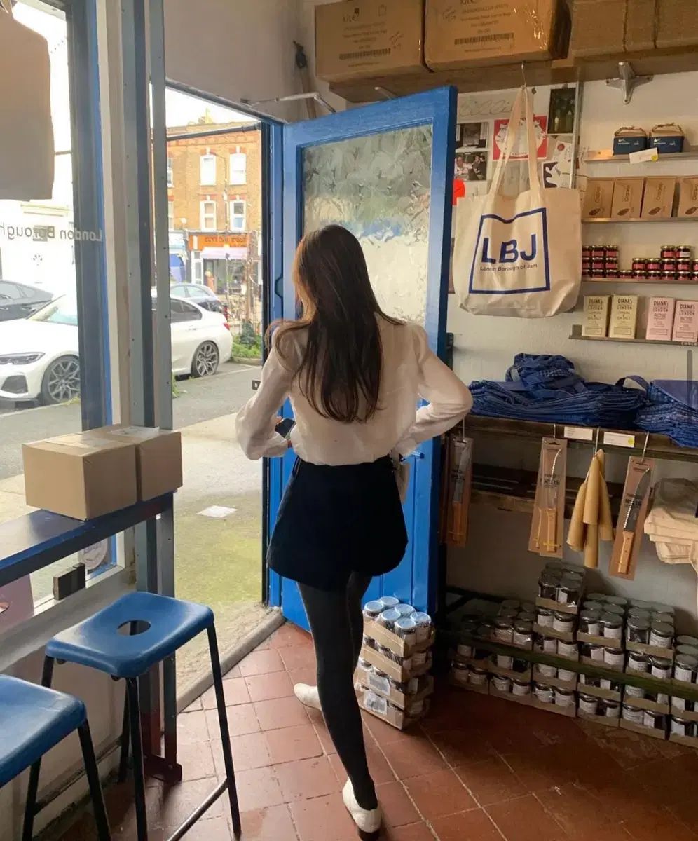 タナット コーデュロイ ハーフ パンツ ネイビー s