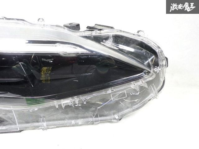 即発送】トヨタ 純正 MXPB10 MXPB15 MXPJ10 MXPJ15 ヤリスクロス LED