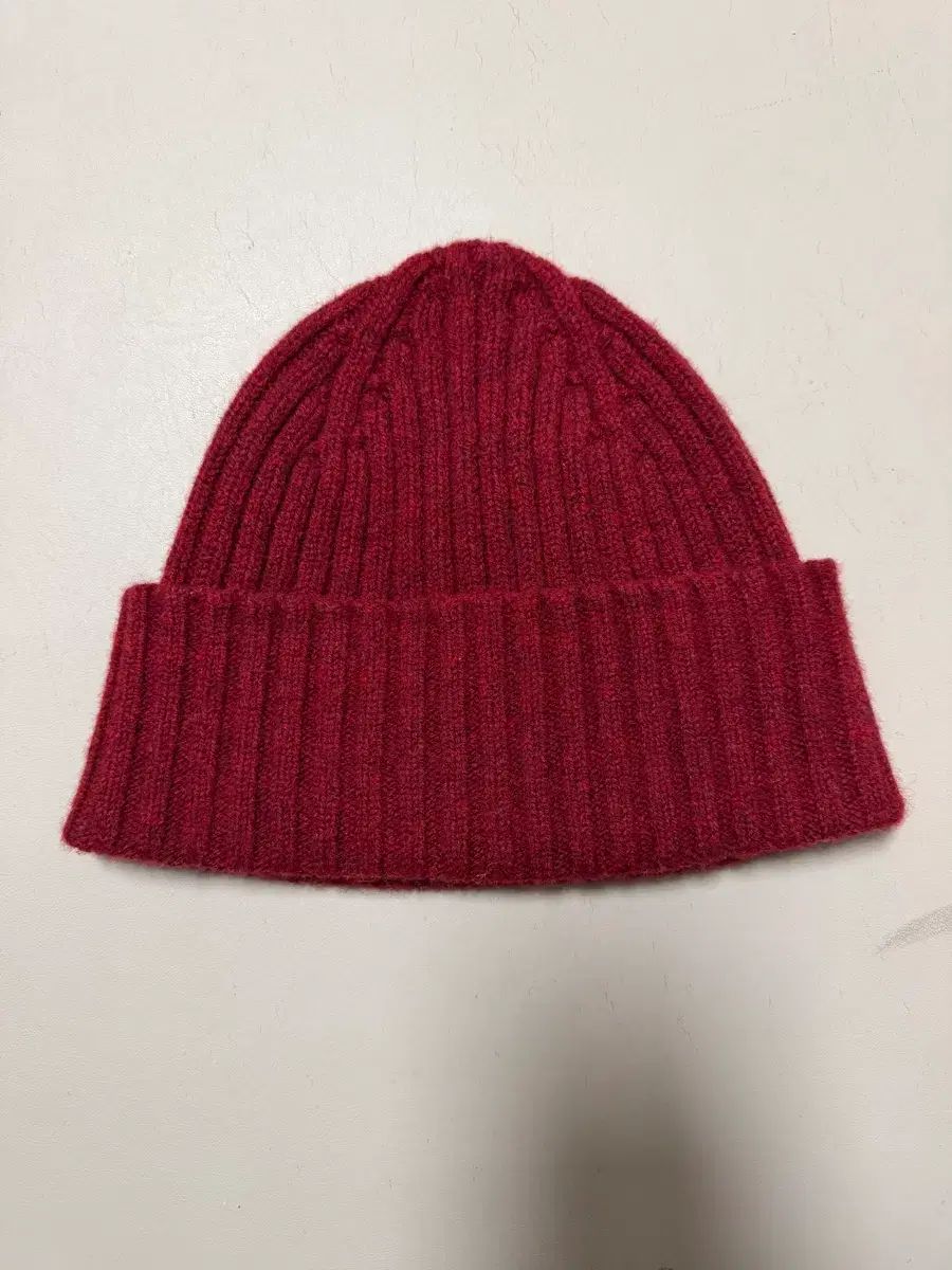 ドレイクス ラムウール ビーニー レッド