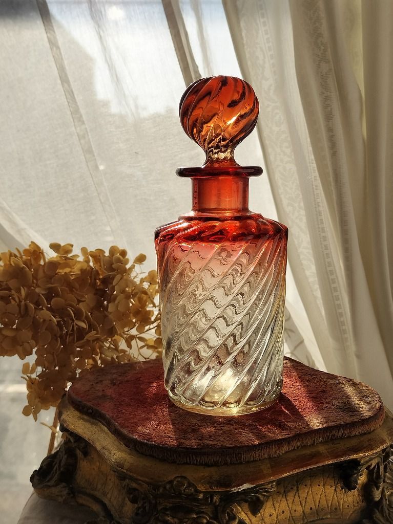 フランス アンティーク バカラ バンブー 赤い クリスタル香水瓶 1900年