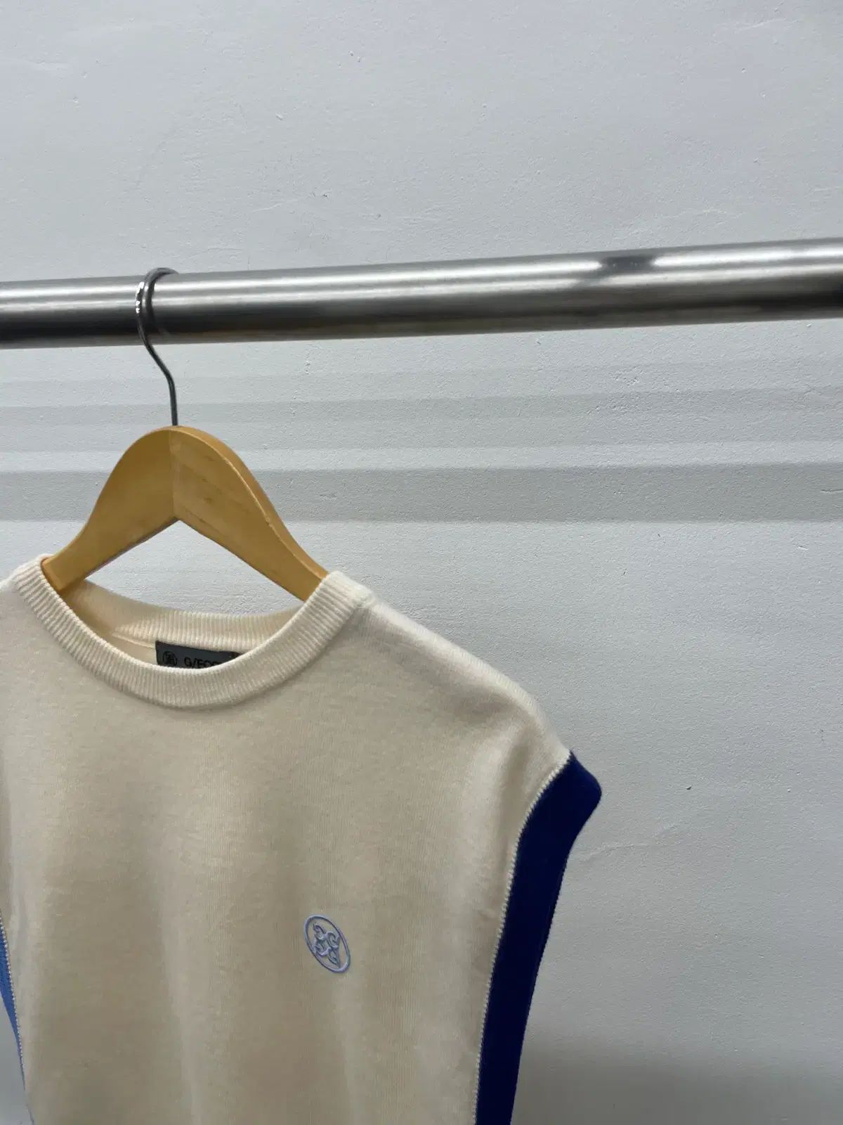 ジーフォア レディース - ゴルフ トップス G&frasl;FORE ニットベスト セーター G&frasl;FORE（ジーフォア）｜レディースのベスト一覧 WEAR ベスト ゴルフウェア ブラック系 ニットベスト秋冬 ニットジップベスト ベストの人気アイテム