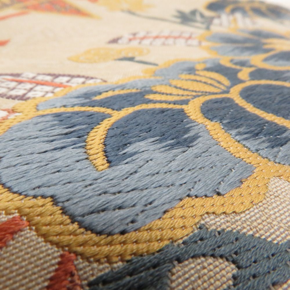 袋帯 正絹 刺繍入り 六通柄 ベージュ地 薄黄色x青色x薄紫色x多色