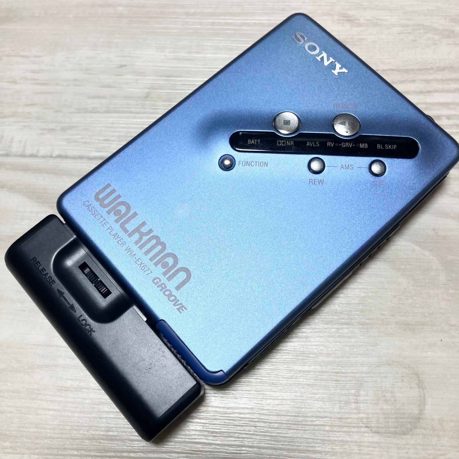 外観美品 ジャンク ソニー ウォークマン WM-EX677 WALKMAN カセット