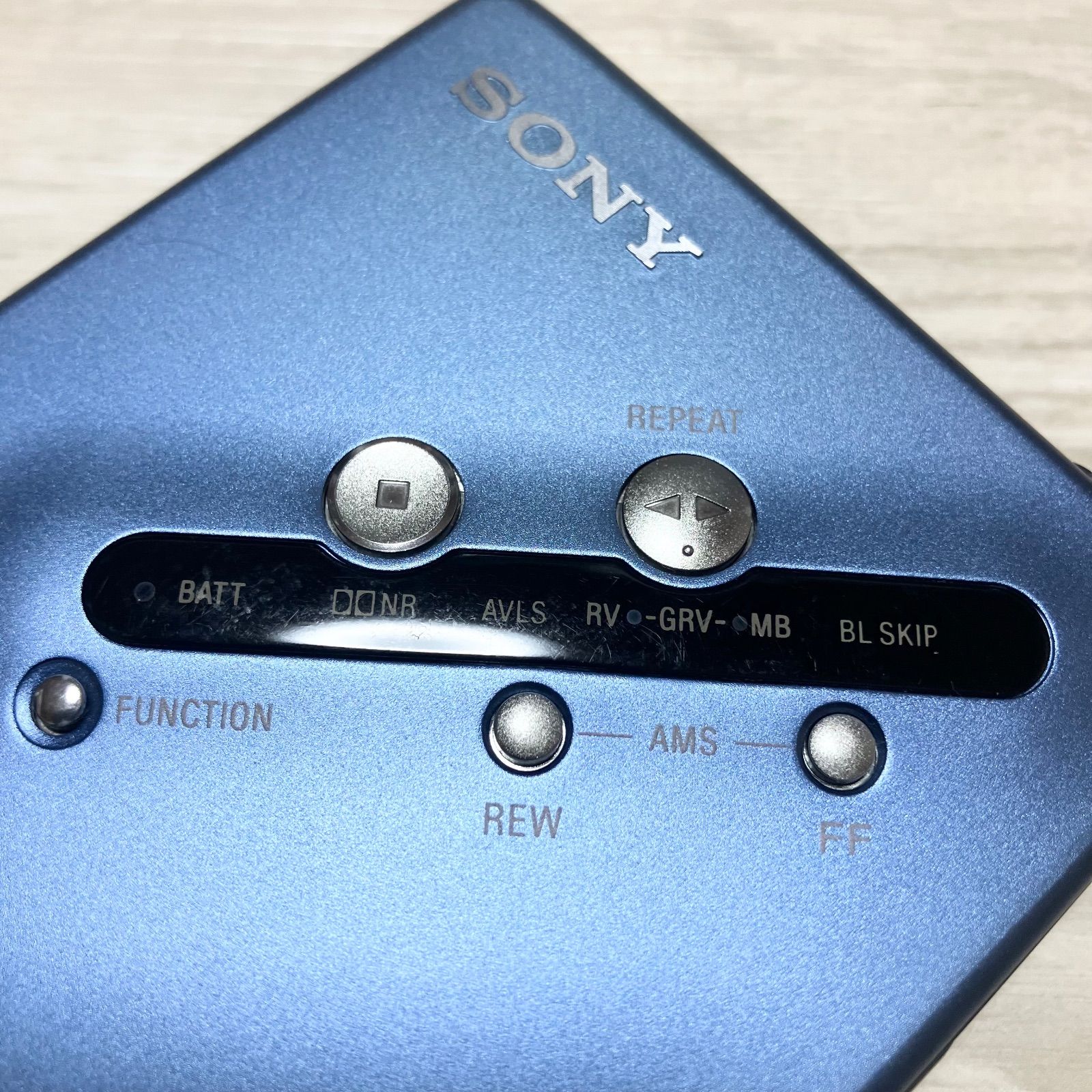 SONY ステレオカセットウォークマン WM-EX677 ジャンク SONY WM-EX677 Walkman カセットプレーヤー - メルカリ