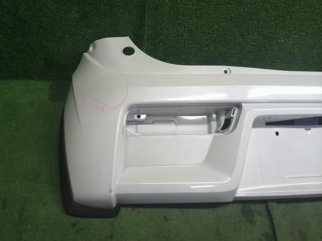 アルト DBA-HA36S リアバンパー 71811-74P00-Z7T 自社品番250528 Z7T