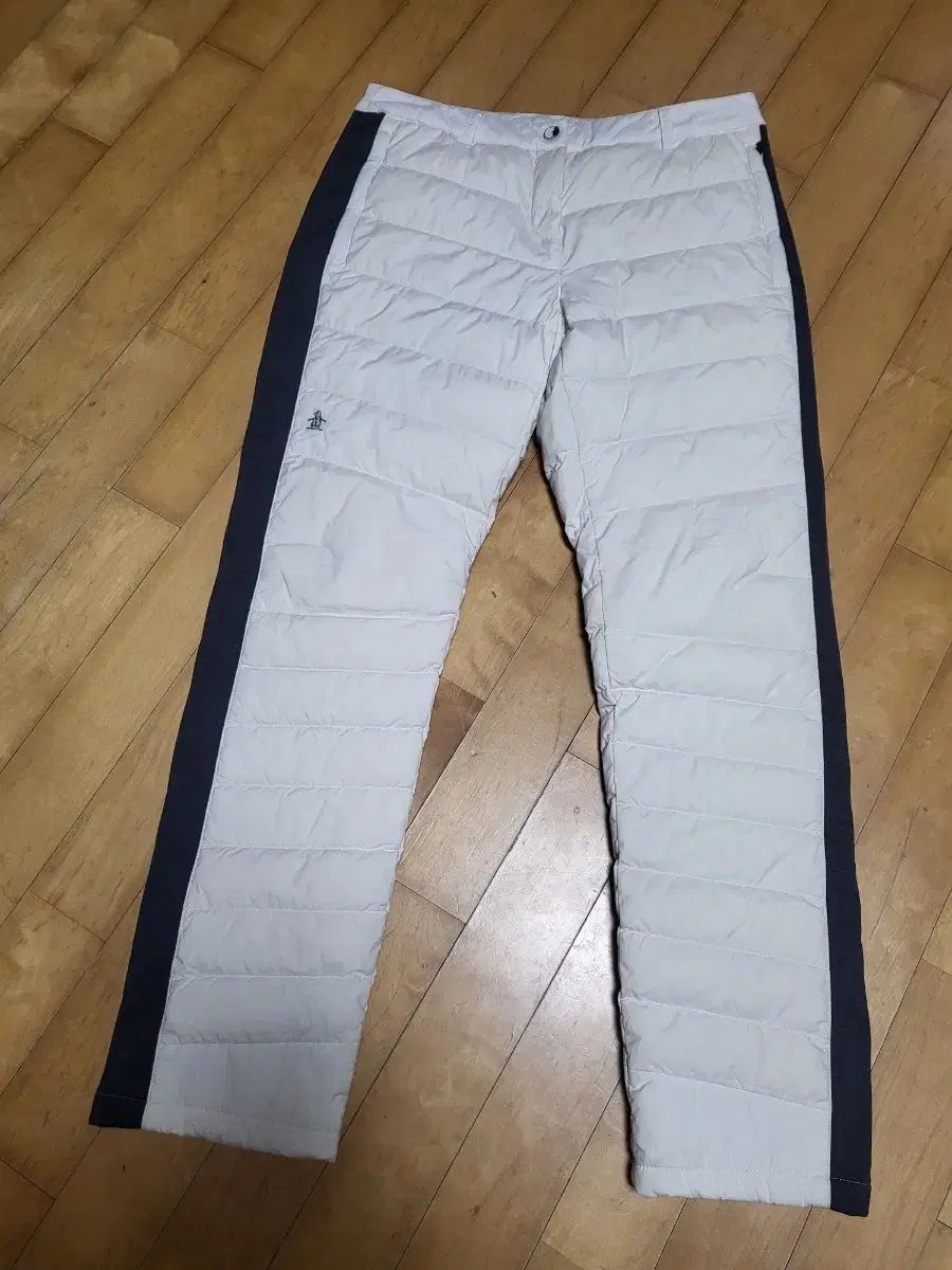 マンシングウェア ダウン ズボン アイボリー