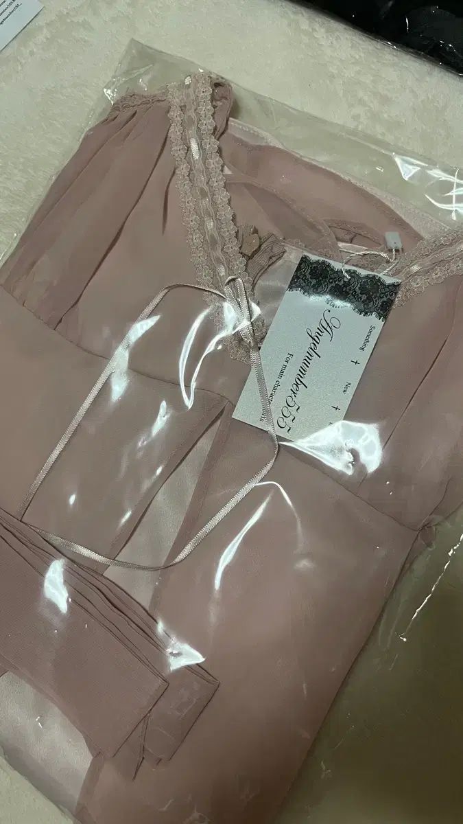 エンジェルナンバー555 ノワール レース ドレス ピンク