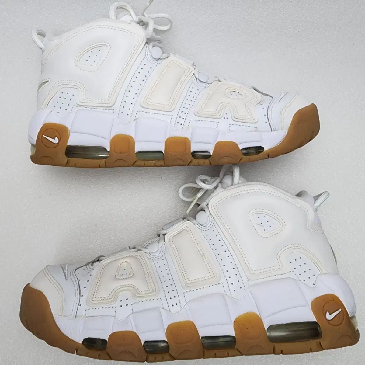 バスケシューズ 270