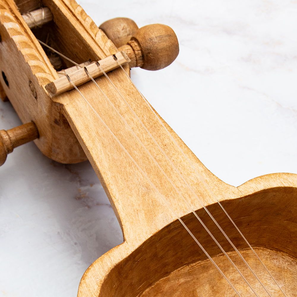 ネパールのサーランギ 伝統様式にもとづく コンサートクオリティ