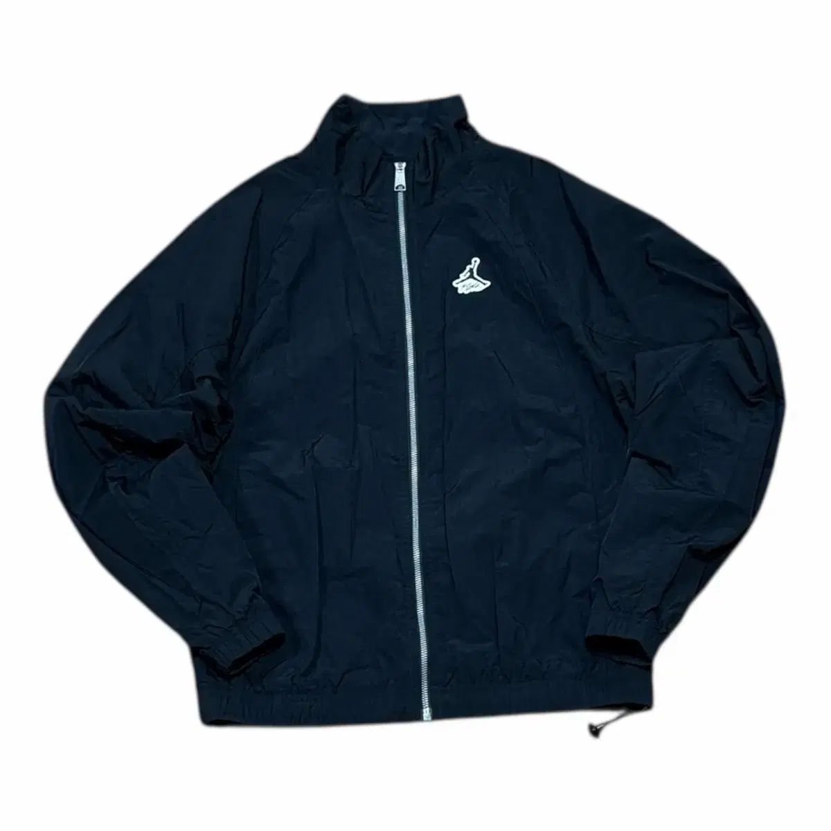 ジョーダン ESSENTIALS エッセンシャルズ ステートメント ウォームアップ ウィンドブレーカー