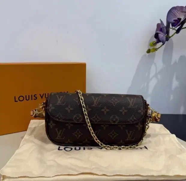 ルイヴィトン woc アイビー モノグラム