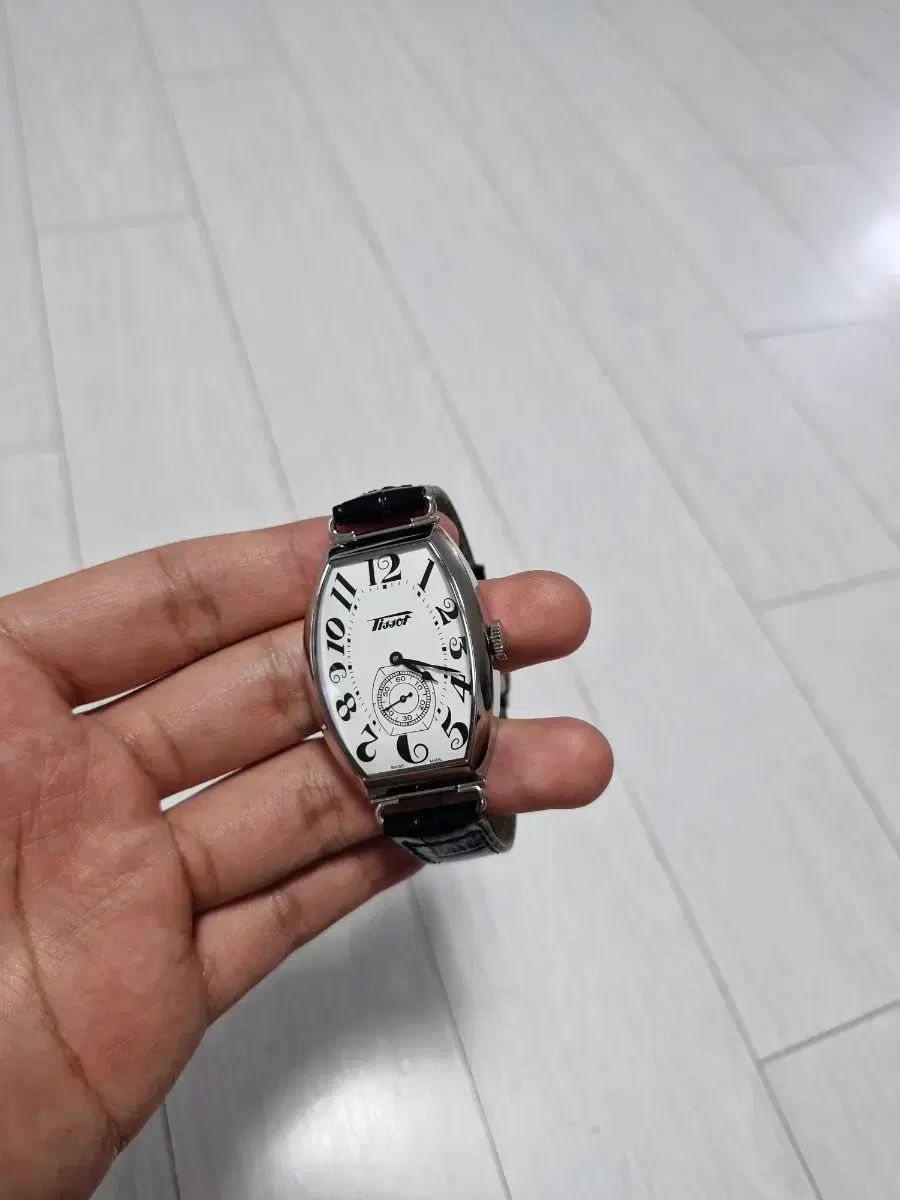 ティソ ポルト porto 手巻きモデル