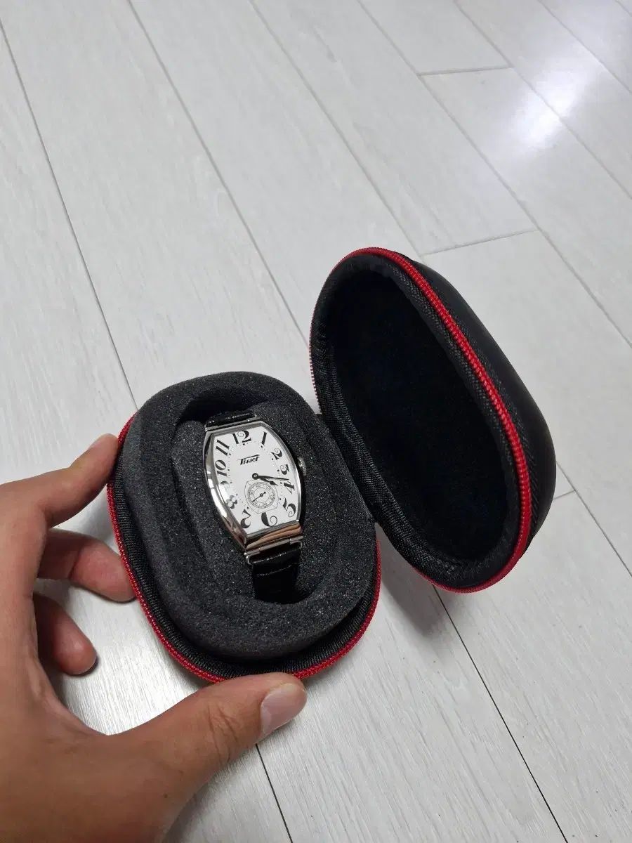 ティソ ポルト porto 手巻きモデル